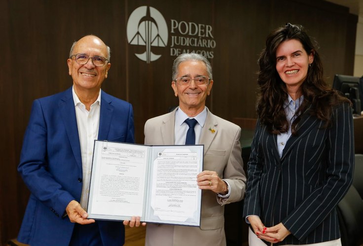 Prefeitura de Penedo amplia apoio à entrega voluntária para adoção após parceria com o Tribunal de Justiça