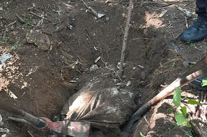 Dois corpos são encontrados em cemitério clandestino no Rio de Janeiro