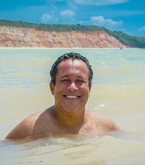 Jornalista alagoano morre aos 41 anos em decorrência da Covid