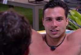 BBB20: Petrix critica aparência das mulheres no reality: 'Qualidade podia ter sido melhor'