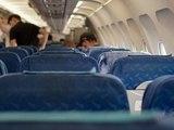 Companhia Aérea deve indenizar cliente após falha na prestação de assistência a idosa de 92 anos, em AL