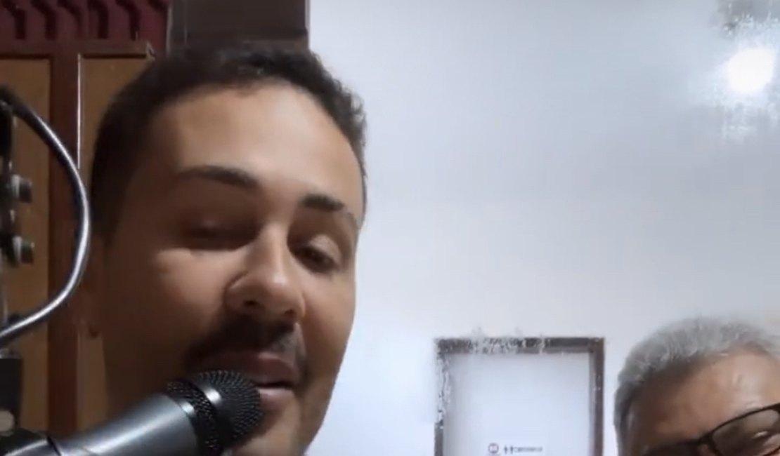 Carlinhos Maia concede entrevista em programa de Alves Correia e anuncia quadro com radialista na casa da Barra