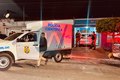 Mulher morre após ser prensada por carro contra parede de residência em Arapiraca