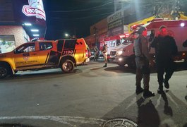 Viatura da Polícia Militar se envolve em acidente no Centro de Arapiraca