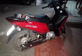 Polícia localiza moto roubada na zona rural de Arapiraca