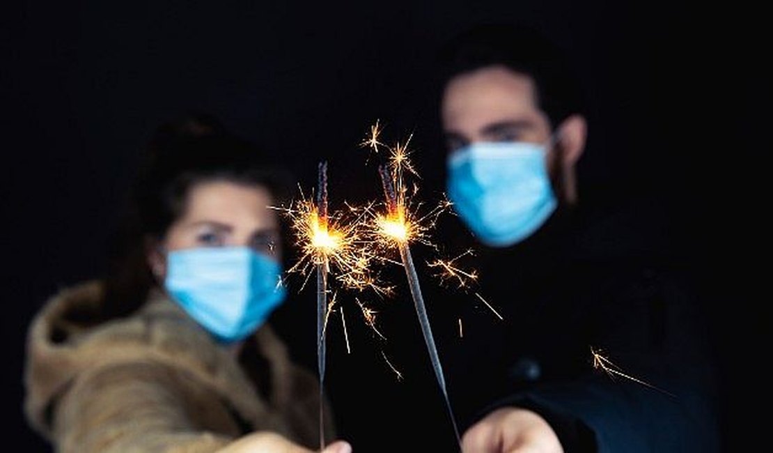 Sesau alerta para que medidas de prevenção contra Covid-19 sejam seguidas nas festas de fim de ano