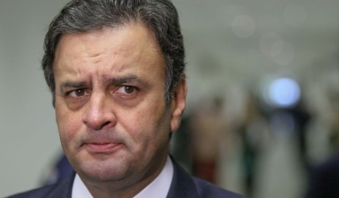 Cinco senadores assinam recurso para desarquivar pedido de cassação de Aécio