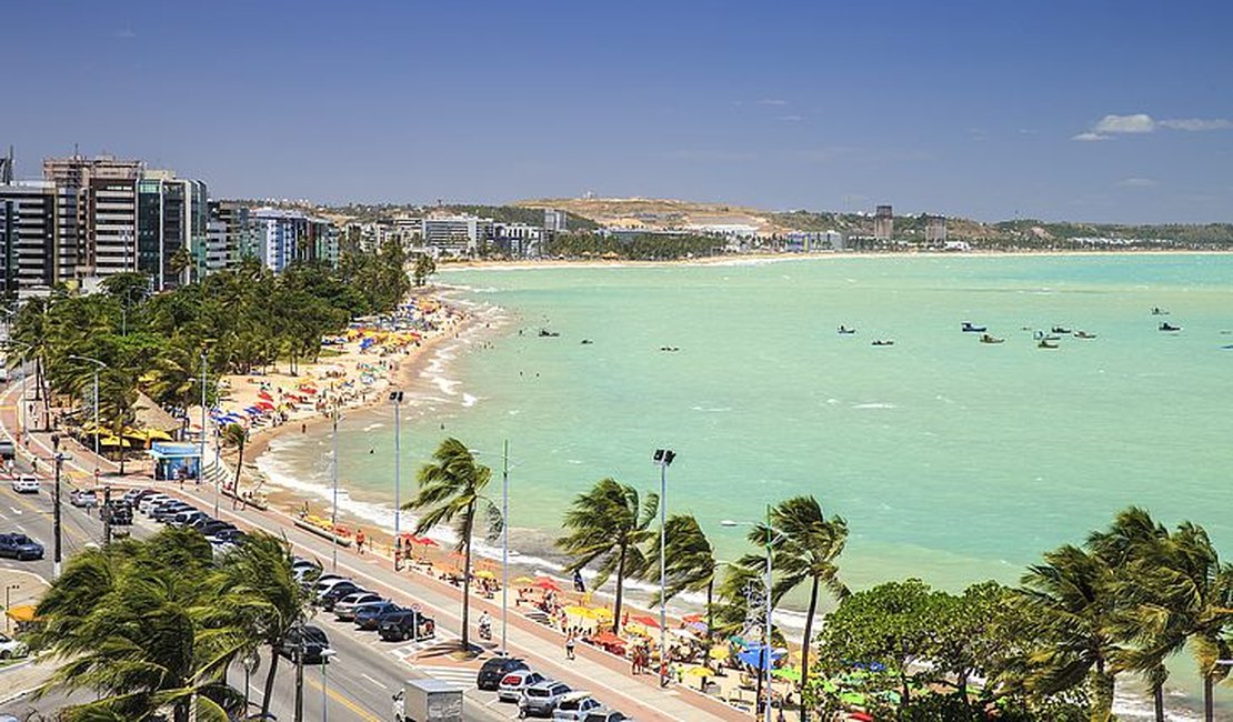 Dê sua opinião: Você é favorável à instalação de banheiros públicos da orla de Maceió?