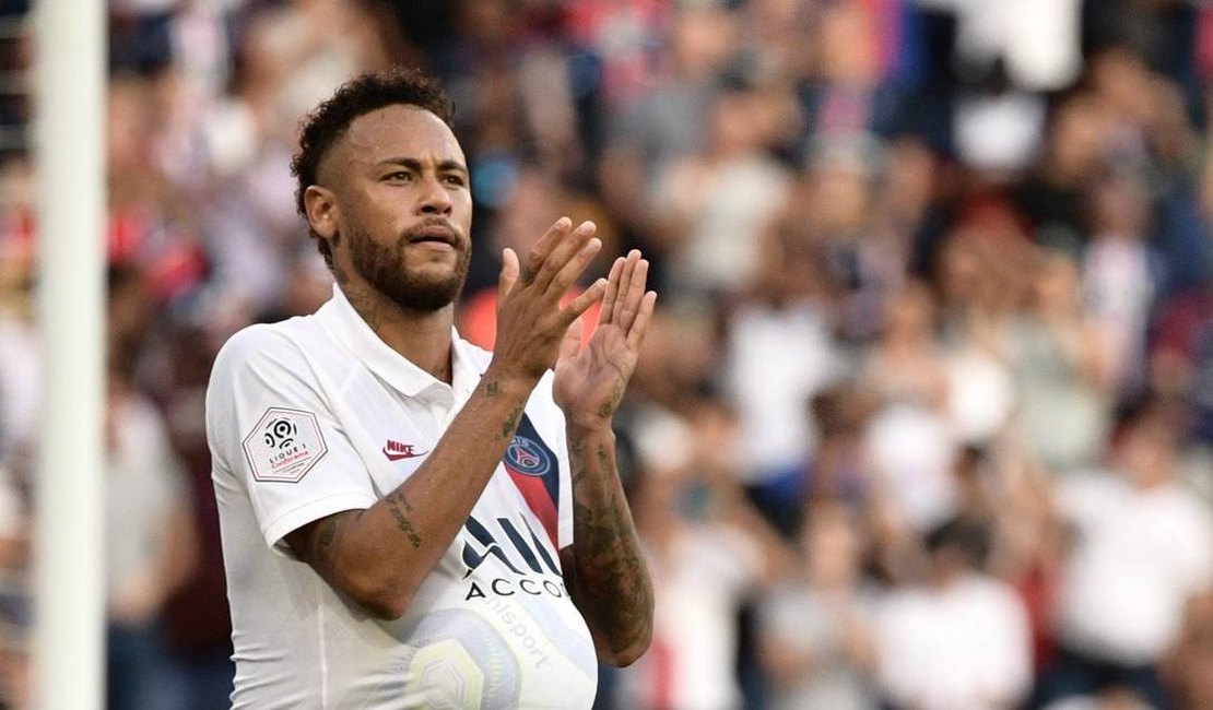 Mesmo com recepção hostil, Neymar joga 90 minutos e marca golaço para o PSG