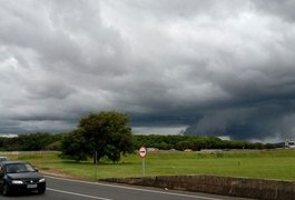 Previsão aponta para fim de semana com chuva e tempo nublado em Alagoas