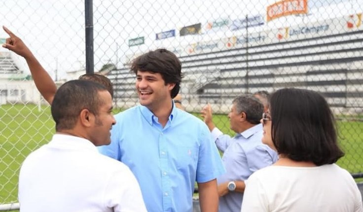 Breno Albuquerque prestigia início das obras de reforma do municipal de Arapiraca