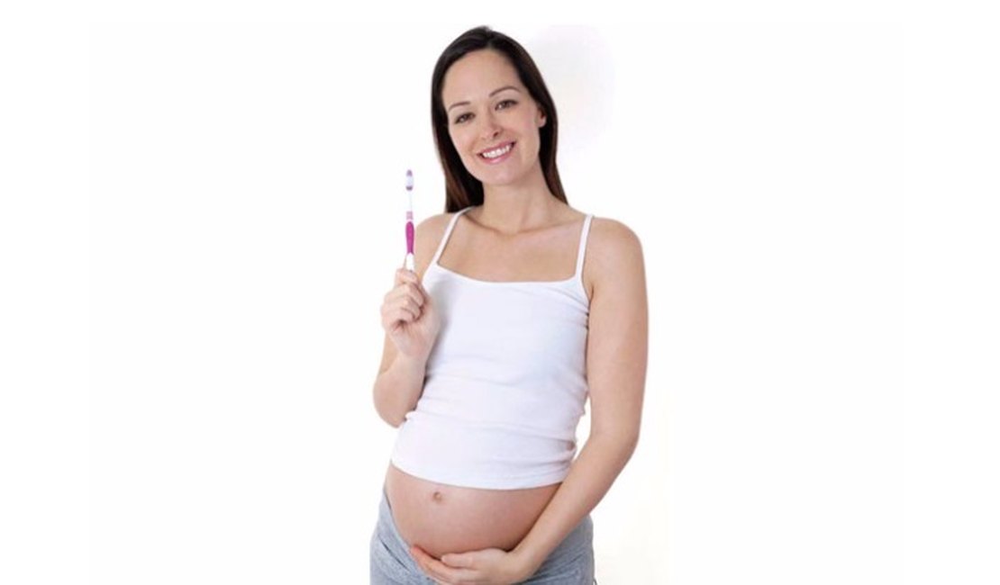 Você sabe a importância da saúde bucal na gravidez?