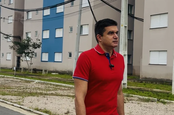 Rui Palmeira denuncia descaso da Prefeitura de Maceió com a habitação: 'JHC é inimigo da moradia digna'
