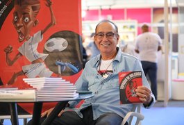 Cronista esportivo Antônio Correia lança livro na sede do Sport Club Penedense