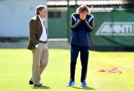 Após reunião, Palmeiras demite o técnico Ricardo Gareca