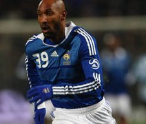 Anelka responde ao Galo: “Se eu continuar jogando, não será no Brasil”