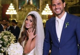 Nicole Bahls e Marcelo Bimbi se casam em grande estilo no Rio