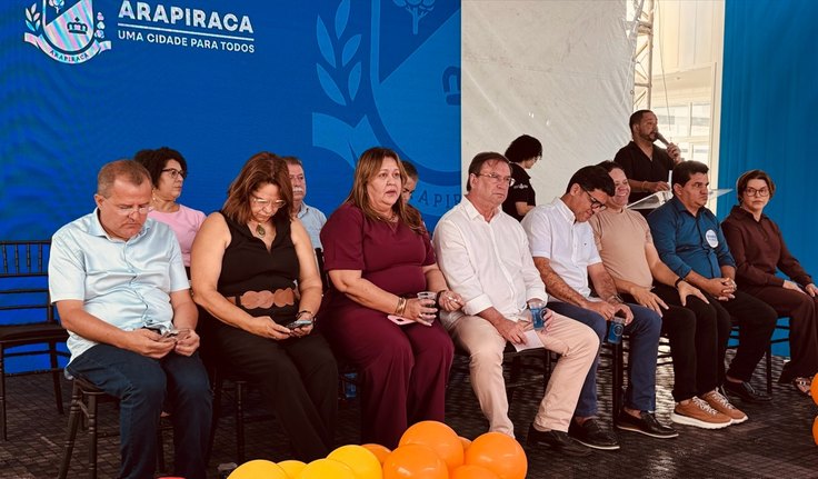 Prefeito Luciano Barbosa entrega Centro de Educação Infantil no bairro Planalto, em Arapiraca; assista