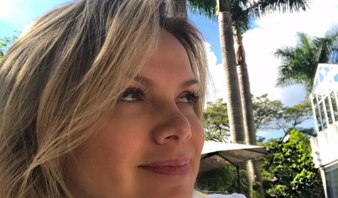 Babá processa Eliana e cobra indenização de R$ 100 mil de horas extras