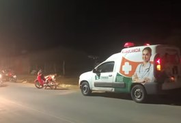 Jovem fica ferido após colisão de moto em poste na AL 486, em Craíbas