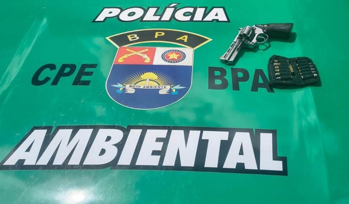 PM flagra abate ilegal e prende homem com arma irregular em Anadia