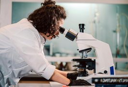 Alagoas ocupa o 1º lugar do País na proporção de alunos com bolsas de mestrado e doutorado