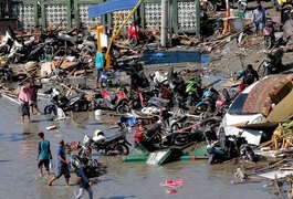 [VÍDEO] Passa de 800 número de mortos em terremoto e tsunami na Indonésia