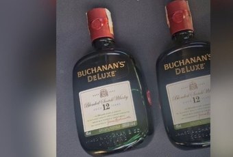 Funcionário é preso após furtar mais de 30 garrafas de whisky em supermercado de Maceió