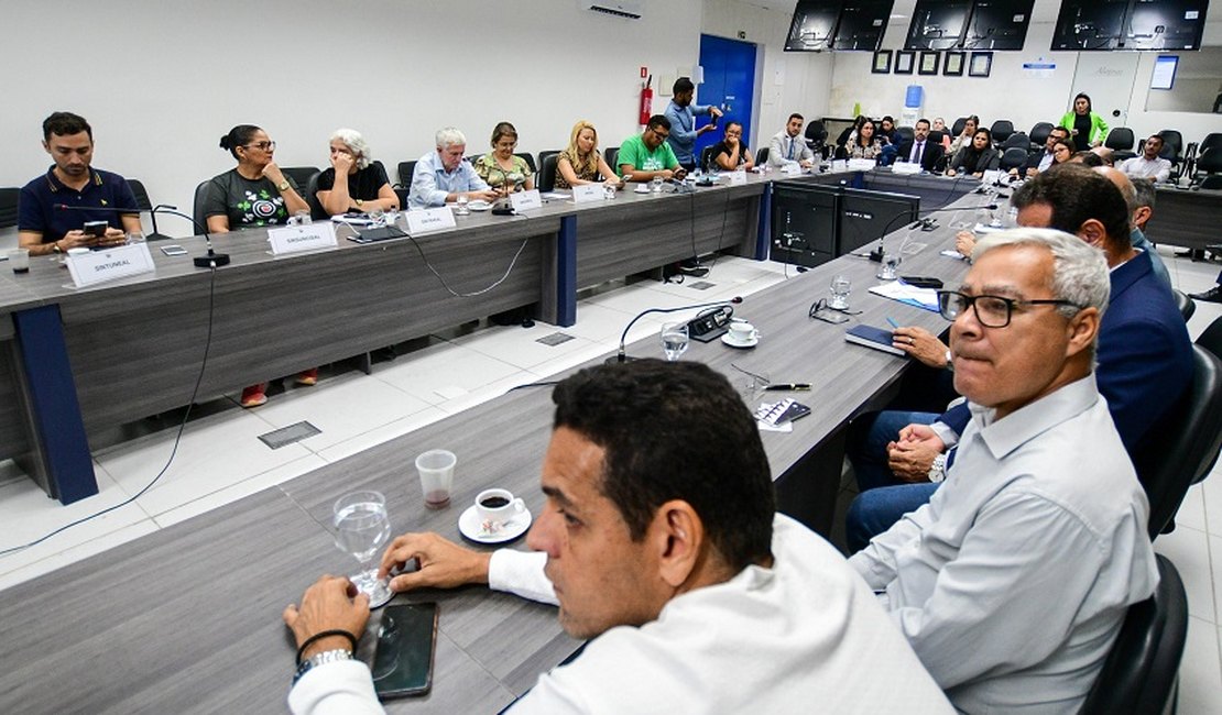 Governo de Alagoas confirma queda na arrecadação, mas mantém diálogo com categorias para reajuste