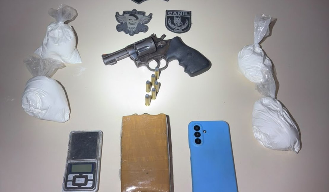 Suspeito de homicídios é preso com revólver e drogas após perseguição por telhados em Arapiraca