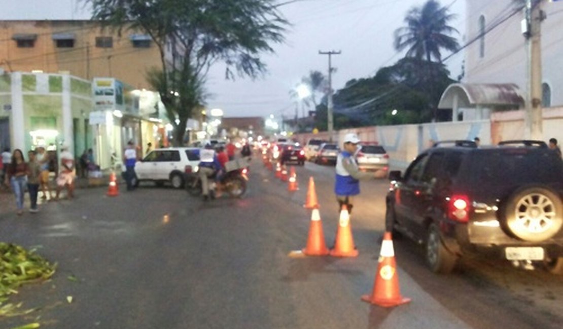 Operação Lei Seca flagra 25 condutores sem habilitação no Agreste