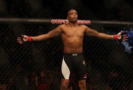Anderson Silva retorna ao octógono em fevereiro contra nigeriano