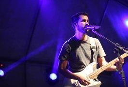 Banda Gato Negro faz show autoral e revisita covers no Botequim NaBaxa