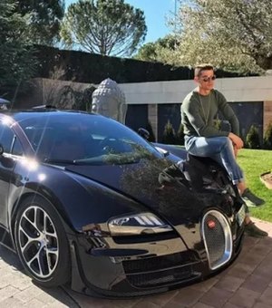 Cristiano Ronaldo já tem mais de R$ 140 milhões em carros de luxo