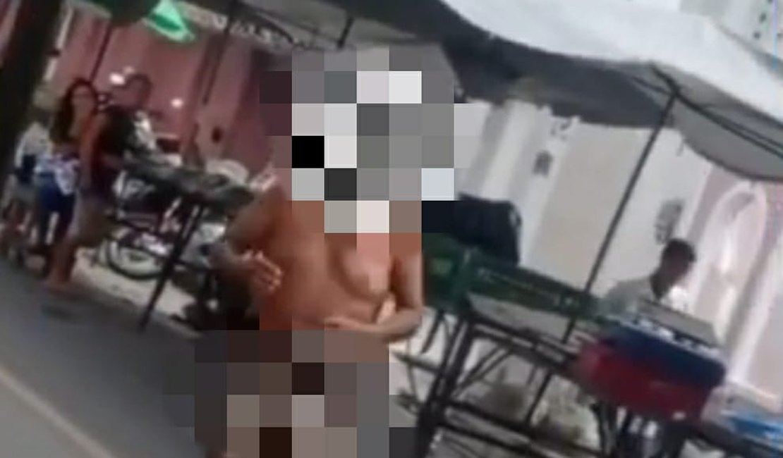 Homem flagrado correndo pelado no Alto do Cruzeiro também foi visto em feira no bairro Brasília