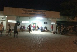 Criminosos atiram e dão coronhadas em mulheres durante assalto