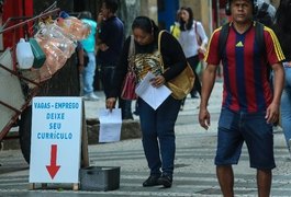 Desemprego atinge 13,5 milhões e bate recorde no Brasil