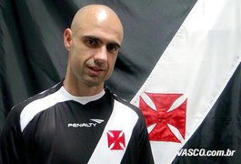 Vasco acerta a contratação do zagueiro Cris