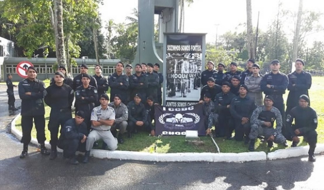 Alunos do 1º Curso de CDC participam de visita técnica ao Batalhão de Choque