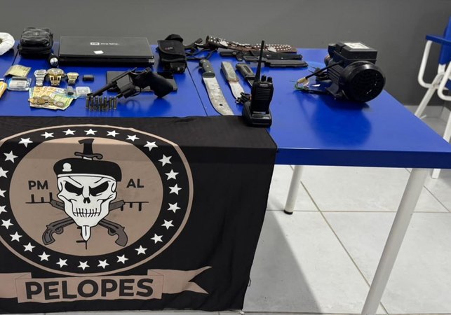 Operação Protetor das Divisas prende suspeito de tráfico e apreende drogas e arma em Maravilha