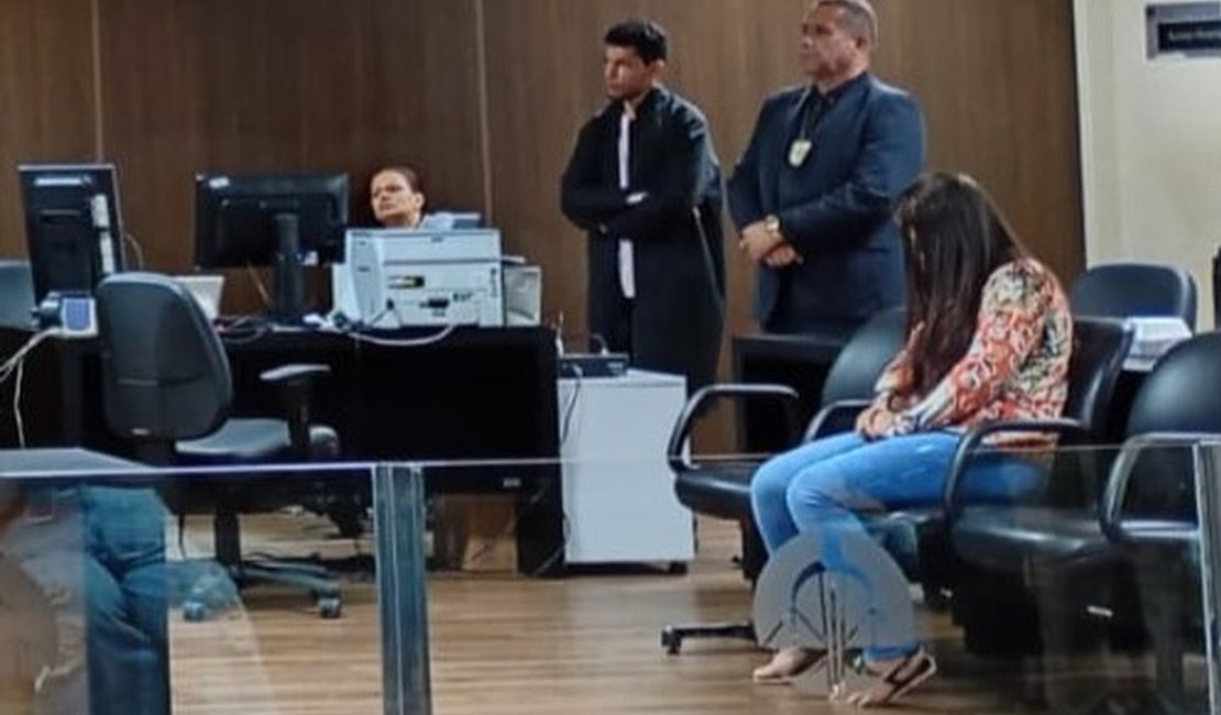 Madrasta é condenada a mais de 17 anos por jogar enteado do 4º andar em Maceió