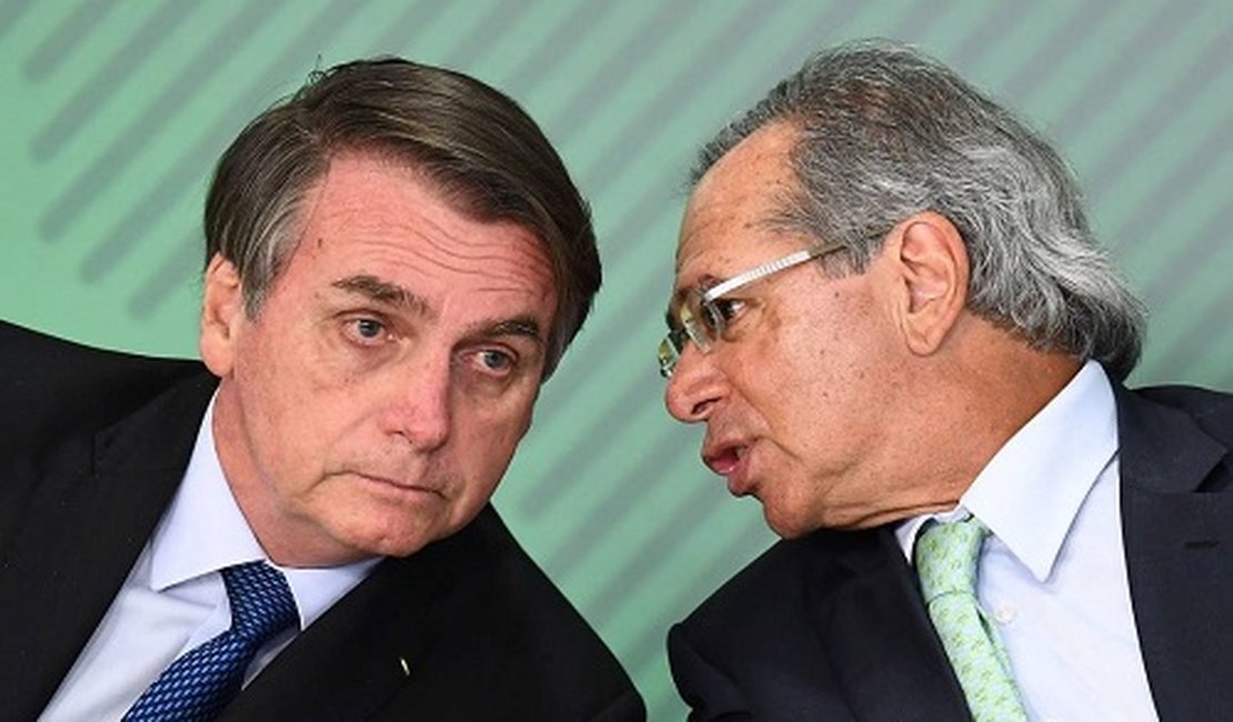Bolsonaro e Guedes querem privatizar administração de prefeituras
