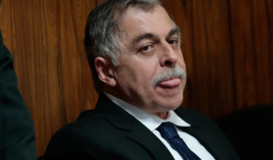 Ex-diretor da Petrobrás diz que repassou dinheiro para a campanha de Eduardo Campos
