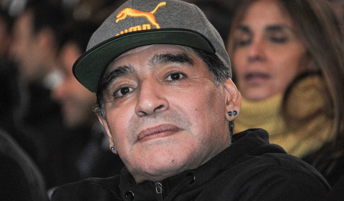 Maradona vai pedir prisão da própria filha por roubo