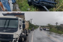 Colisão entre carro e caçamba deixa feridos em Arapiraca