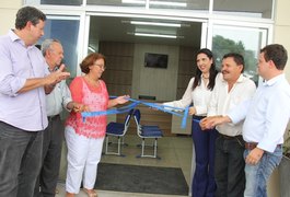 Ministra Ideli Salvatti participou de inaugurações em Campo Alegre