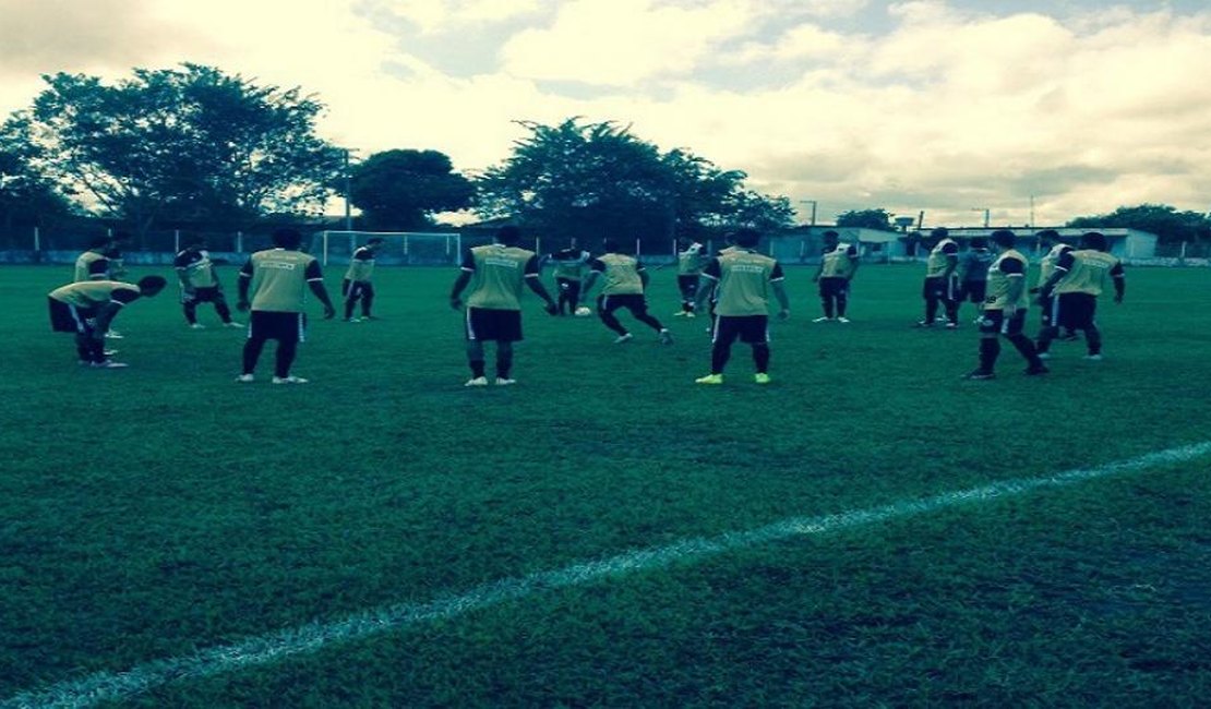 Focados no jogo contra o Águia, alvinegros treinaram em Marabá neste sábado