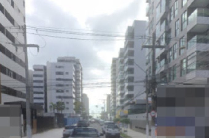 Bombeiros controlam incêndio em cozinha de apartamento na Jatiúca, em Maceió