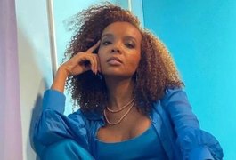 Ex-BBB, Thelminha rebate unfollow de Leifert: 'Segue ex-BBB racista'