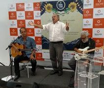 Bienal do Livro de AL contará com a presença de Zeca Baleiro, Fernanda Takai e Gabriel o Pensador